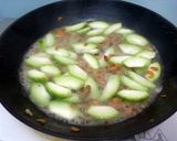A picture of step 4 of Hairy Gourd With Dried Shrimp.