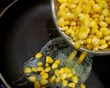 A picture of step 2 of Cheese butter corn.