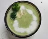 A picture of step 5 of Broccoli Almond Soup.