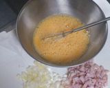 A picture of step 2 of Silky and Smooth Chinese-style Corn Soup.