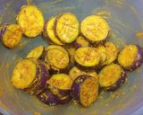 बेगुन भाजा (Begun bhaja recipe in Hindi) रेसिपी चरण 3 फोटो