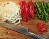 A picture of step 3 of Simple Tuna Stir Fry.