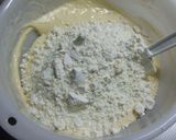 A picture of step 9 of Cheesecake Muffins.