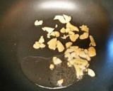 A picture of step 8 of Thai Fried Noodles (Pad Siewe).