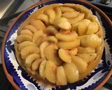 Une image de l'étape 7 de Tarte renversée aux pêches blanches du jardin pâte brisée à la pomme.
