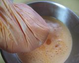 A picture of step 2 of Apple and Carrot Juice for Beautiful Skin.