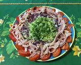 Une image de l'étape 9 de Salade de tomates et courgettes à l'oignon rouge et jambon blanc sauce melfor.