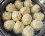A picture of step 1 of Tender Fluffy Tsukune Meatball.