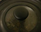 A picture of step 8 of Authentic Vongole Bianco Clam Pasta.