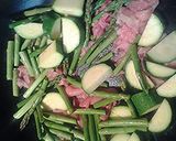 A picture of step 3 of Sweet and sour trotters with asparagus and zucchini.