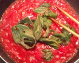 A picture of step 5 of Mozzarella, Basil and Canned Tomato Pasta.