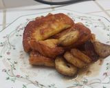 A picture of step 11 of French Toast with bananas and Maple Syrup.