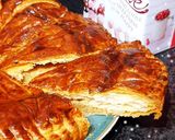 Une image de l'étape 9 de Galette des rois à l'amande de Cyril Lignac 😋.