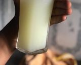 A picture of step 3 of Pineapple drink.