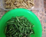 Foto langkah ke 1 dari resep Oseng Tempe & Kacang Panjang.