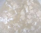 A picture of step 2 of Chicken and vegetable macroni.