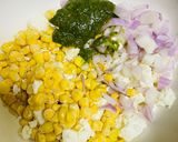 A picture of step 2 of Paneer Pesto Corn Sandwich.