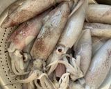 Foto langkah ke 1 dari resep Cumi hitam pedas.