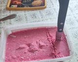2002. ez a 2. dobozos jégkrém a málna eper 😋 recept fázis 3 fotója