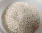 A picture of step 1 of Fatty Poridge (Bubur Lemak).