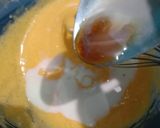 Foto langkah ke 2 dari resep Bolu Hongkong Keju Almond.