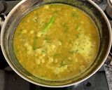 A picture of step 6 of Pani puri.