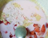 A picture of step 1 of Floating Strawberry.
