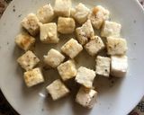A picture of step 1 of Paneer Afghani.