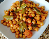 Foto del paso 8 de la receta: Garbanzos fritos con verduras
