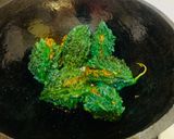 A picture of step 3 of Halka Pulka Bharwa Karela (Stuffed bitter gourd).