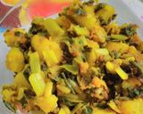 स्प्रिंग प्याज़ और आलू ड्राई वेज (Spring onion nd potato dry veg recipe in hindi) रेसिपी चरण 5 फोटो
