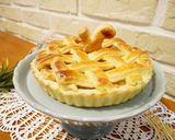 A picture of step 11 of Warm Apple Pie with Plenty of Filling and Irresistible Cinnamon Aroma.