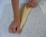 A picture of step 4 of Milky Wreath Bread.