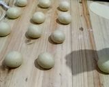 Foto langkah ke 4 dari resep Roti Mozarella.