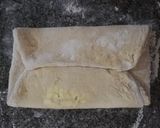 Foto del paso 5 de la receta: Pan Hojaldrado relleno de frutas deshidratadas