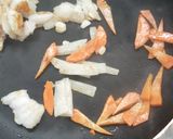 巴沙魚片炒西芹的食譜步驟3照片
