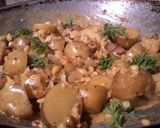 A picture of step 4 of Potato Cheesy Bacon Mushroom Overload.