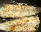 A picture of step 3 of Easy! Sole Meunière with Refreshing Lemon Sauce.