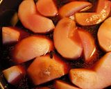 A picture of step 2 of Apple Compote with Red Wine.