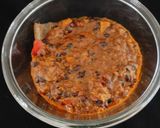 A picture of step 4 of Kulith curry.