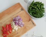 Foto langkah ke 2 dari resep 125. Tumis Kacang Panjang.
