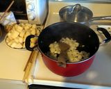 A picture of step 3 of Curry chicken.