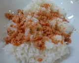 A picture of step 2 of Refreshing Salmon, Shiso and Lemon Chirashi Sushi.