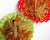 A picture of step 5 of Chinese-style Braised Chicken Drumettes with Daikon Radish and Star Anise.
