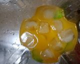 A picture of step 2 of Orange mint slush.