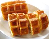 A picture of step 13 of Fluffy Waffle Roll Cake.