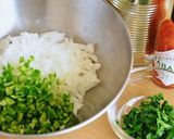 A picture of step 1 of Easy Salsa.
