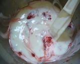 A picture of step 3 of Strawberry Milk Jello.