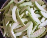 પરવળ નું શાક (Parvar Shak Recipe In Gujarati) રેસીપી સ્ટેપ1ફોટો
