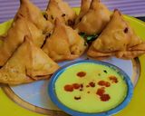 A picture of step 9 of Potato and Pea Samosas.